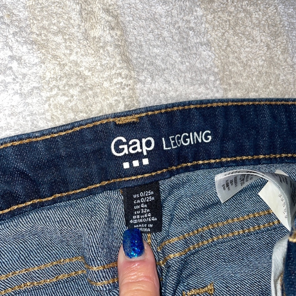 Gap ladies size 0/25 leggings with piping - Picture 3 of 7